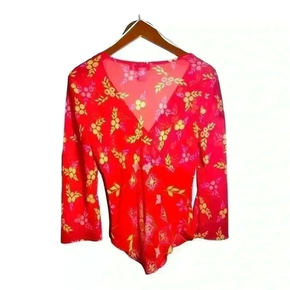 Bandolino Empire Blouse, size 6, in “like new” condition!